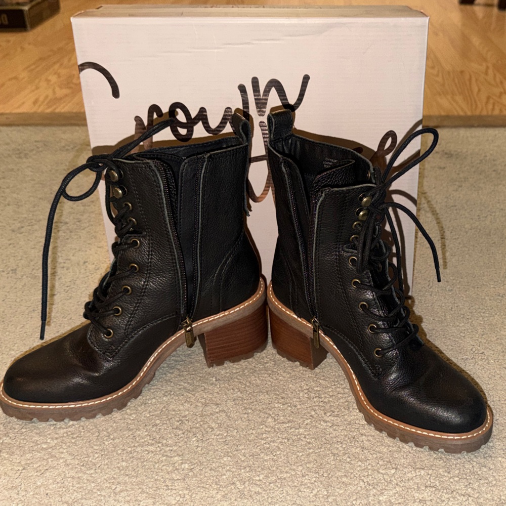 Crown Vintage Black Leather Ankle Boots - Picture 9 of 10
